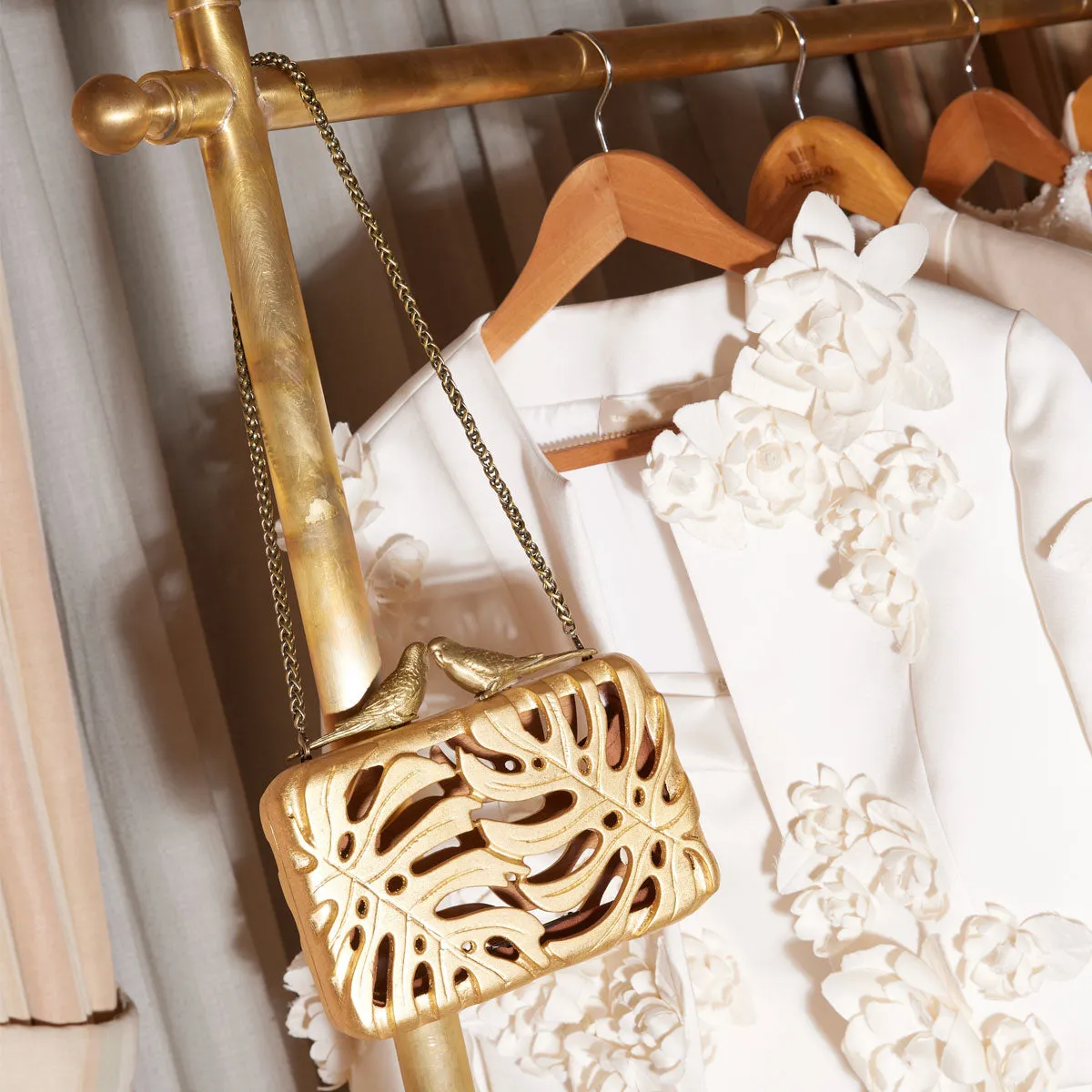 THE ADORED GOLD